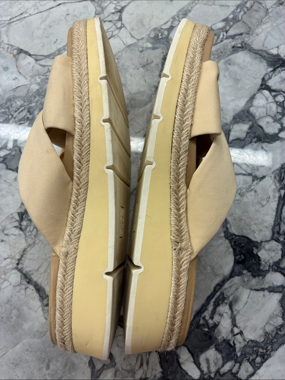 Naturalizer Beige Knot-Front Slide rope  espadrille Sandals 9.5  runs big